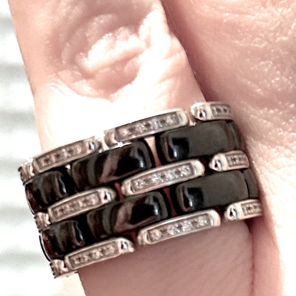 ⨠Stunning One Of A Kind CHANEL Ultra Diamond Black Ceramic 18k White Gold Ring⨠- Picture 3 of 16